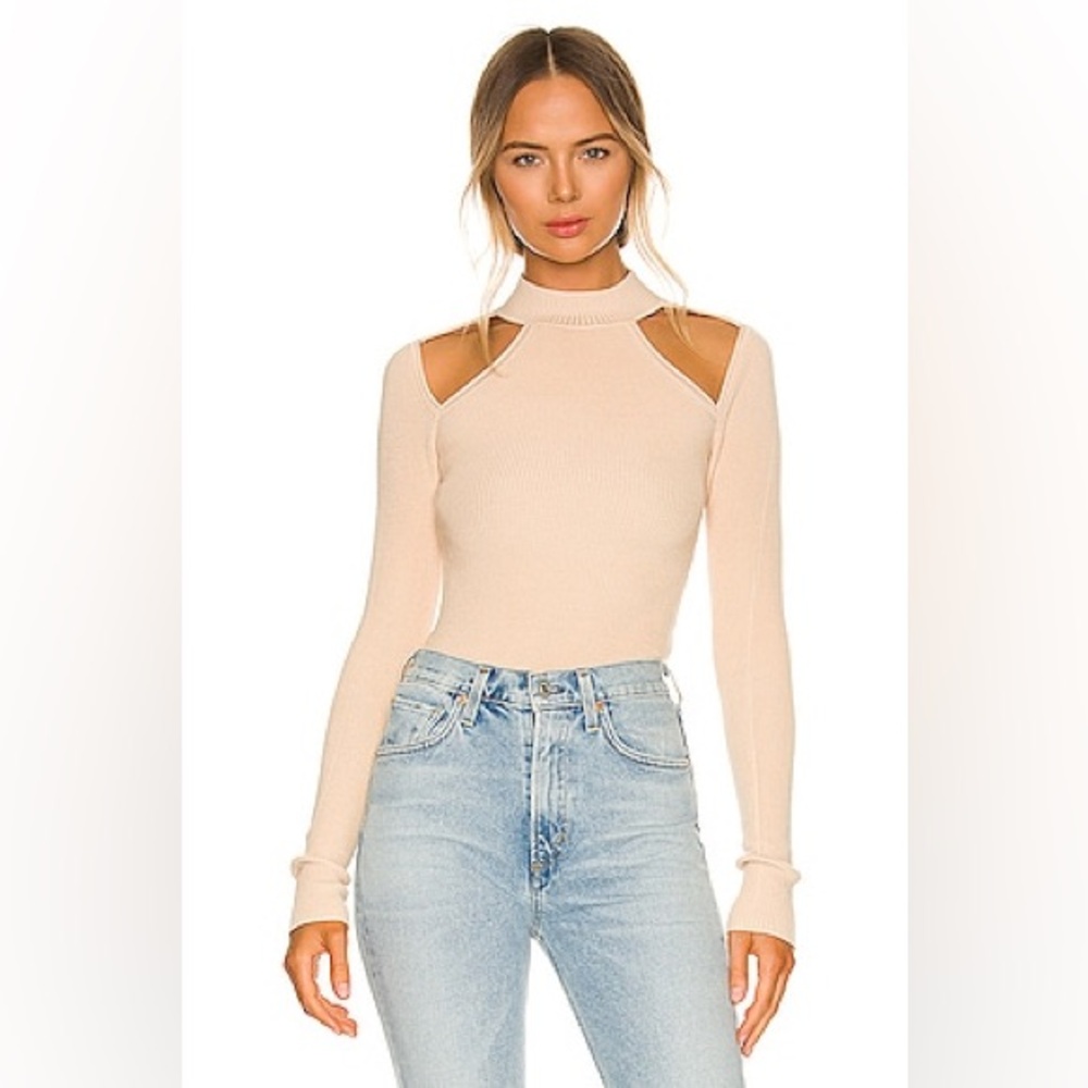NWT NBD Rachel Cold Shoulder Sweater in Oatmeal (Size M)